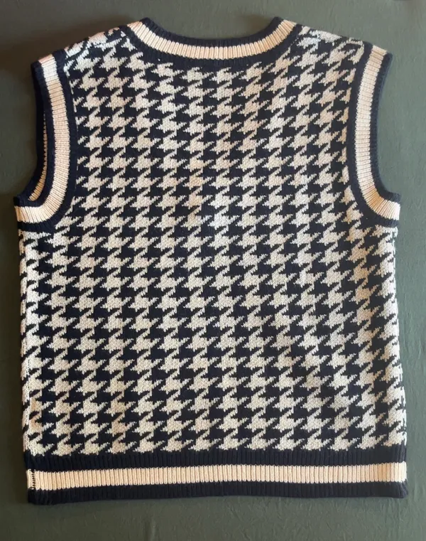 SheIn Brown and White Houndstooth V-Neck Knit Sweater Vest - Image 2