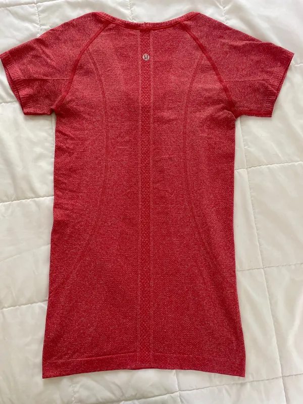Lululemon Swiftly Tech Short Sleeve - Image 4