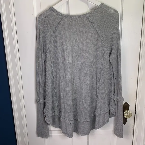 Free People We the Free Laguna Gray Thermal Long Sleeve Top W-167 Size XS - Image 10