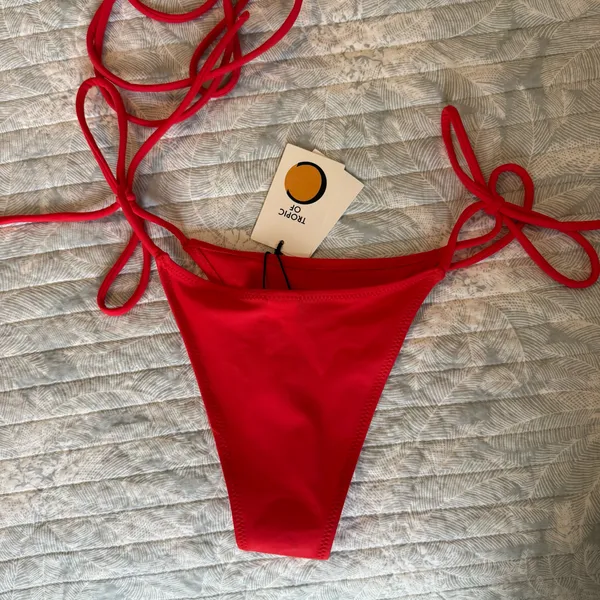 Red bikini set, Tropic of C Praia in Melon - Image 3