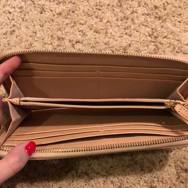 MOVING SALE! [AUTHENTIC] Michael Kors Wallet - Image 2