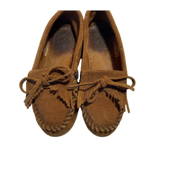 Minnetonka Kilty Hard Sole‎ Suede Moccasins Women's size 6.5 brown - Image 3
