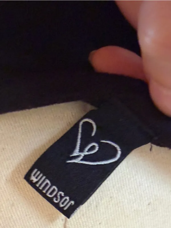 Windsor Black Square Neck Cutout Crop Top - Image 3
