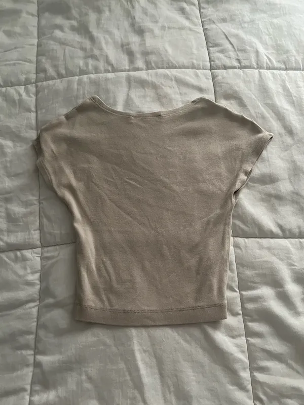 Zara Baby Tee Cropped Cream - Image 2