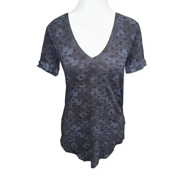 Lululemon Love tee II - Image 4