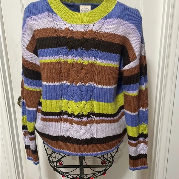 🌻🌻🌻BOGOHO 🌻🌻🌻St. John's Bay Cozy Purple and Brown Crew Neck Sweater-Large - Image 4