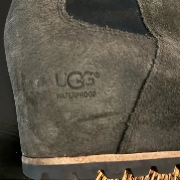 UGG Wedge boot size 11‎ women's waterproof - Image 7