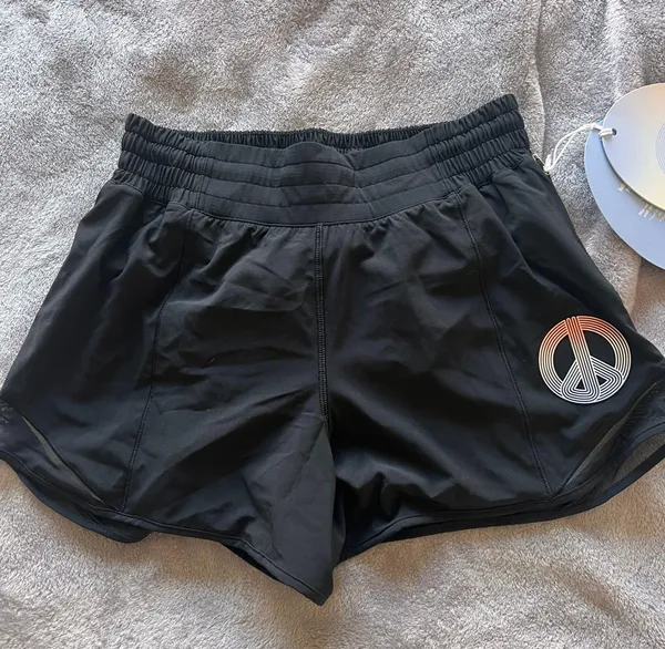Lululemon X Madhappy Hotty Hot Shorts 4” - Image 2