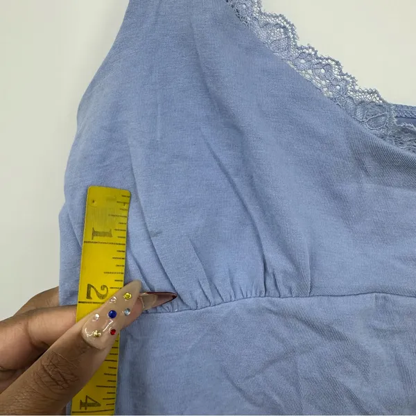 Hollister Blue Camisole Top Size Medium NWT - Image 3