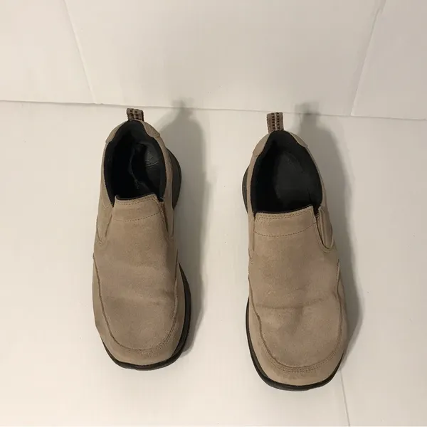 L.L. Bean suede slip on comfort moss shoe women size 8 W - Image 3