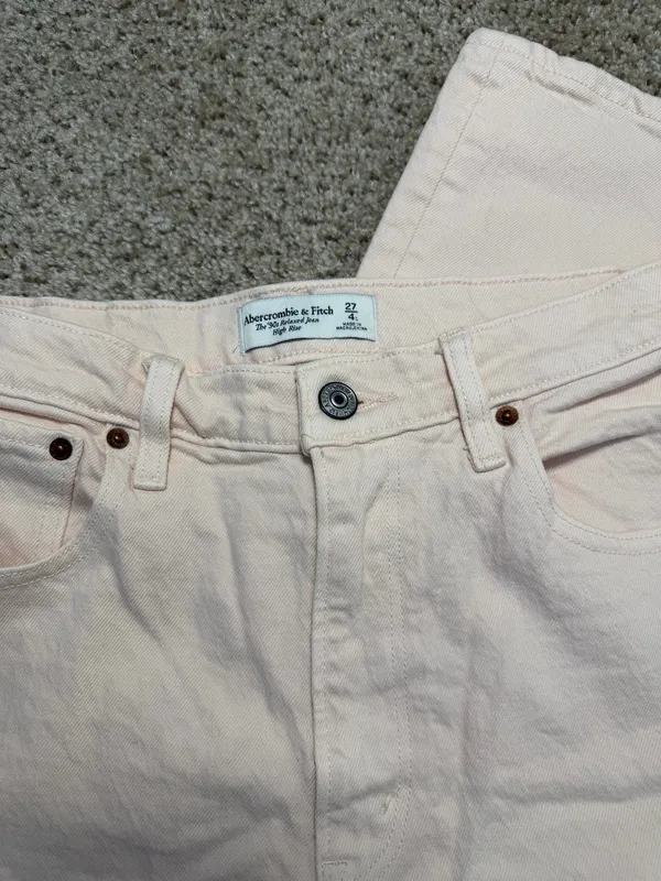 Abercrombie High-Rise 90s Relaxed Jeans - Image 2