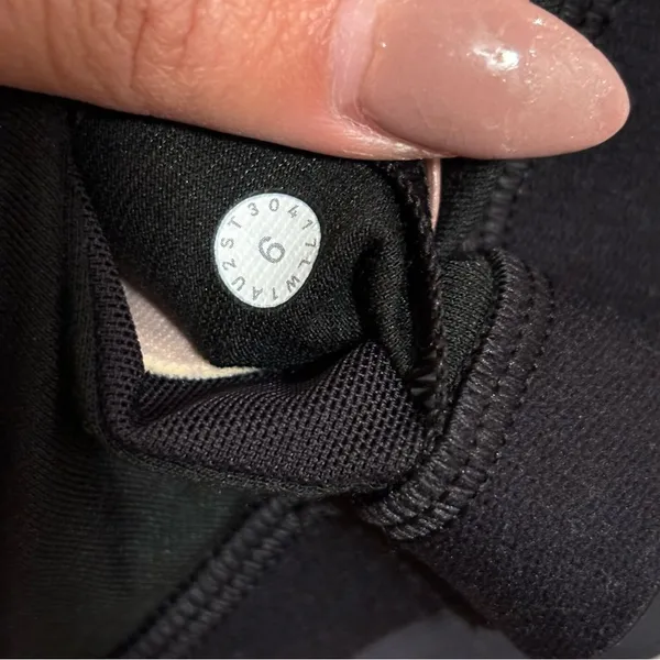 Lululemon Create Your Calm Tank Black- Size 6 - Image 12