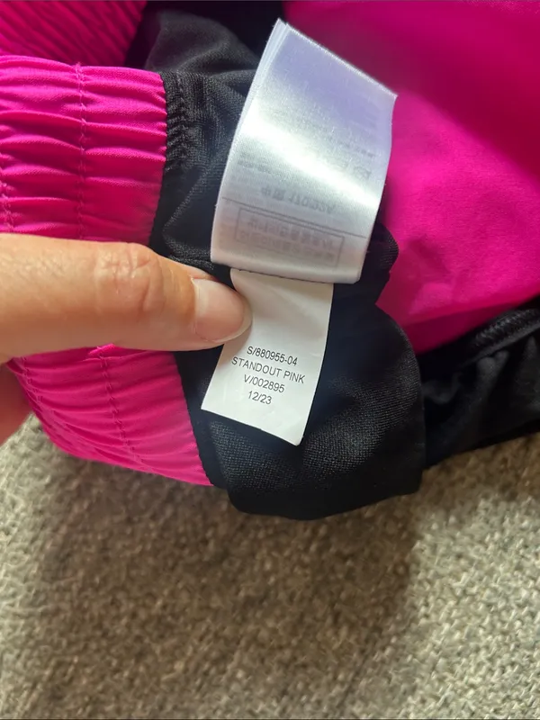 GapFit Women's Size XL Hot Pink Active Running Shorts w/Built In Underwear - Image 10