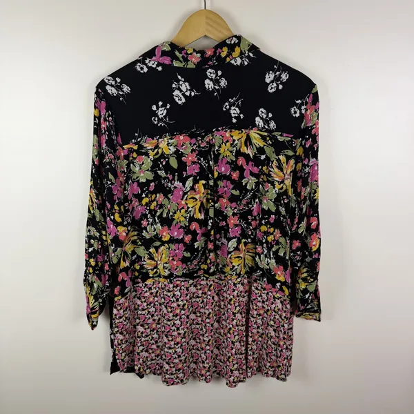 Calessa Floral Patchwork Button Down Shirt Large Multicolor Boho Maximalist Black - Image 5