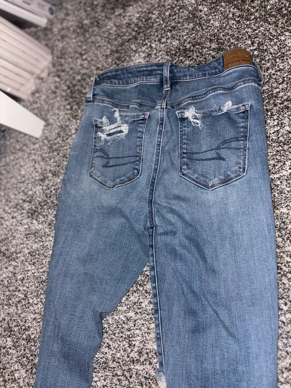 American Eagle high waisted ripped jegging - Image 9