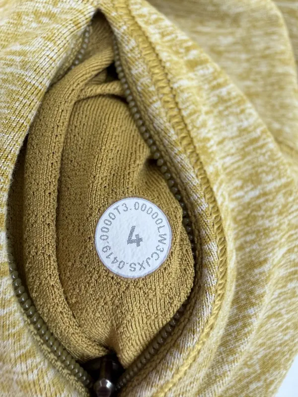 Lululemon Always Alert 1/2 Zip Heathered Grape‎ Leaf Pullover Women's 4 - Image 8