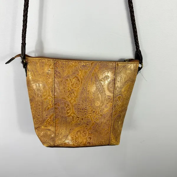 Relic Embossed Crossbody Bag Brown Faux Tooled Leather Western‎ Boho Rustic 70s - Image 7