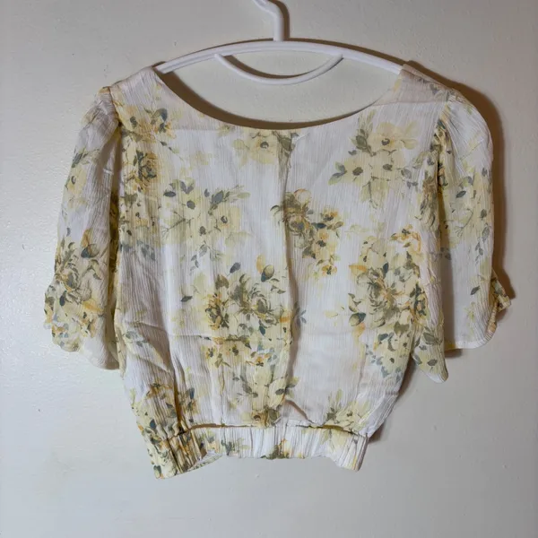 Abercrombie & Fitch Flutter Sleeve Floral Twist Front Crop Top Size XS - Image 5