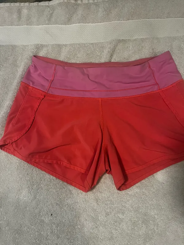 Lululemon Shorts Hot Hotty Pink Hot - Image 3