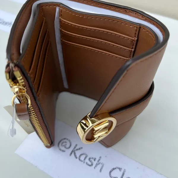 Michael Kors Vanilla Carmen Wallet Trifold Medium Leather Purse - Image 7