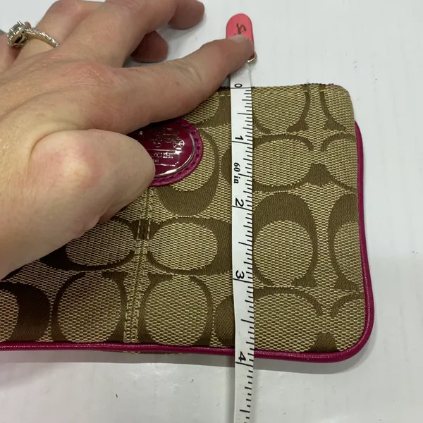Coach Berry Wristlet Wallet Purse Monogram - Image 9