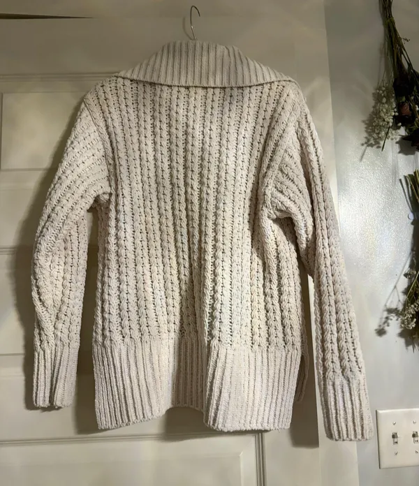 American Eagle Arie Knitted Half Zip - Image 3