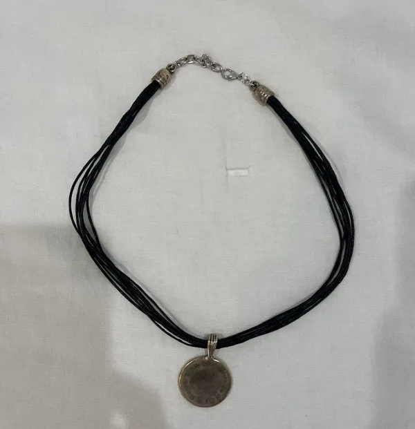 Silver And Gold Necklace Black - Image 2