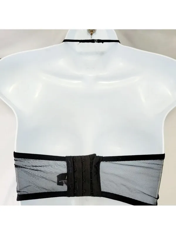 Victoria's Secret Lace Halter Bralette Small - Image 4