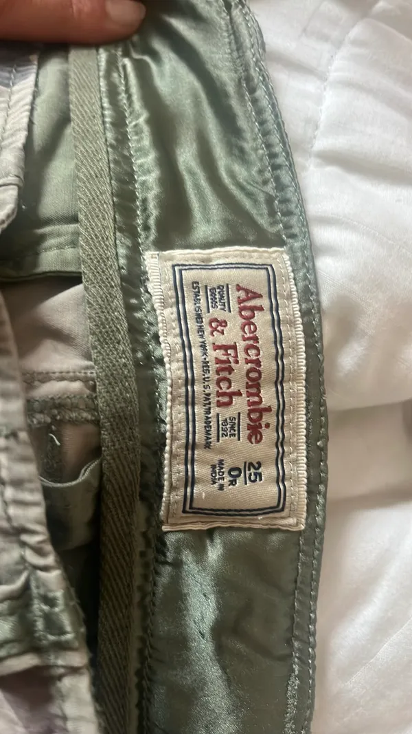 Abercrombie & fitch low rise camo pants - Image 2