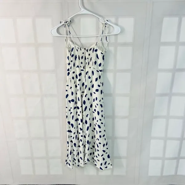 Reformation White Blue Juliette Dalmation Print Sleeveless Smocked Dress Size 0 - Image 4