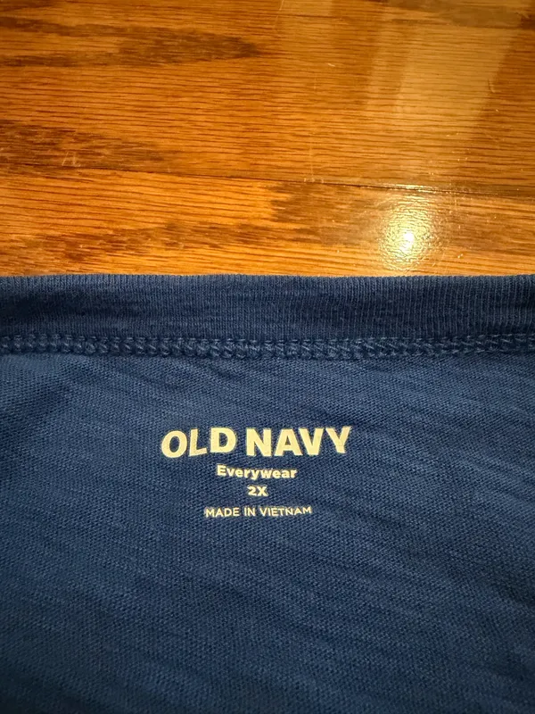 Old navy Royal Blue Tshirt  - Image 2