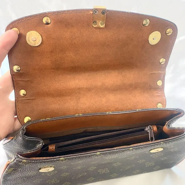 Vintage Signature Print Gold Padlock Tophandle Hand Bag / Small Bag - Image 6