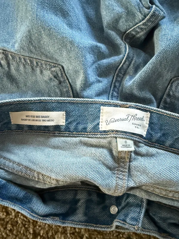 Universal Threads Jeans - Image 3