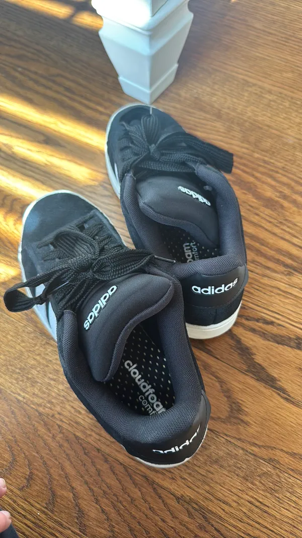 Adidas Sneakers - Image 2