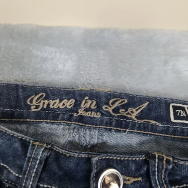 Grace in LA Womens Size 7M Easy Fit Denim Jeans BLue Size 7M Embroidered Jeweled - Image 6