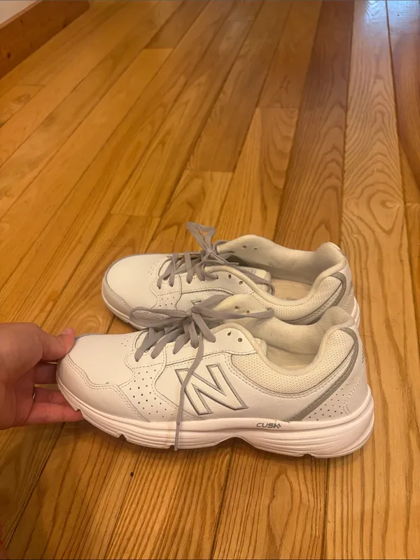 New Balance 411 V1 White Athletic Shoes Size 9.5 with CUSH+ Midsole Technology - Image 9