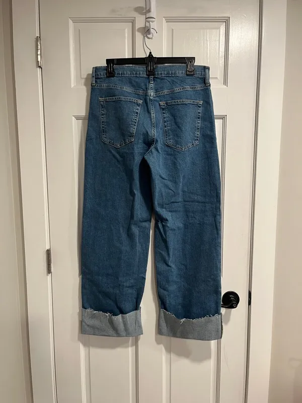GAP Mid Rise Cuffed 90’s Loose Jeans in Medium Indigo Wash Size 28/6 Short NWT - Image 6