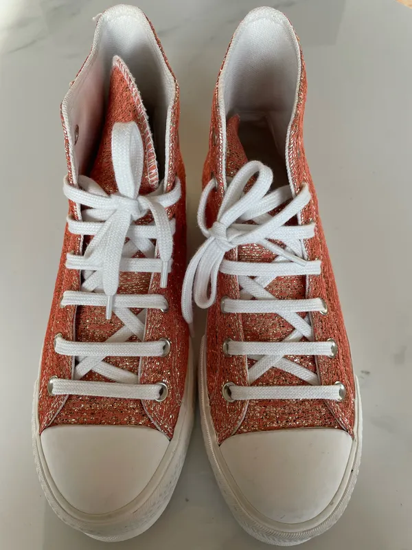 Converse Women’s Sneaker Chuck Taylor Lift Platform Hi Gold Shimmer US8.5 - Image 2