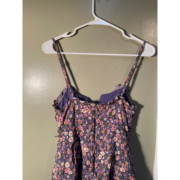 Altar'd State Women's Sz Small Romper Purple Ditsy Floral Sleeveless Ruffle Tier - Image 8