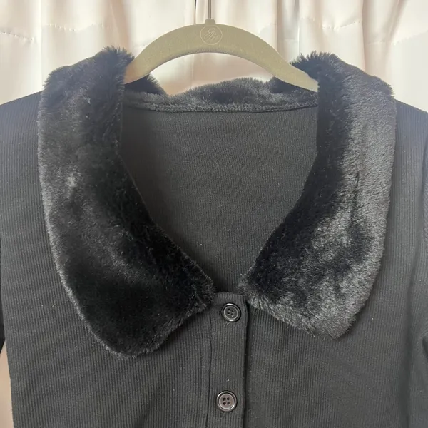 Black Faux Fur Trim Sleeves & Collar Button Up Crop Y2K 90s Style Sweater - Image 5