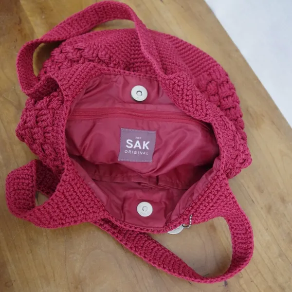 The Sak Original Red Woven Shoulder Bag Purse - Image 5