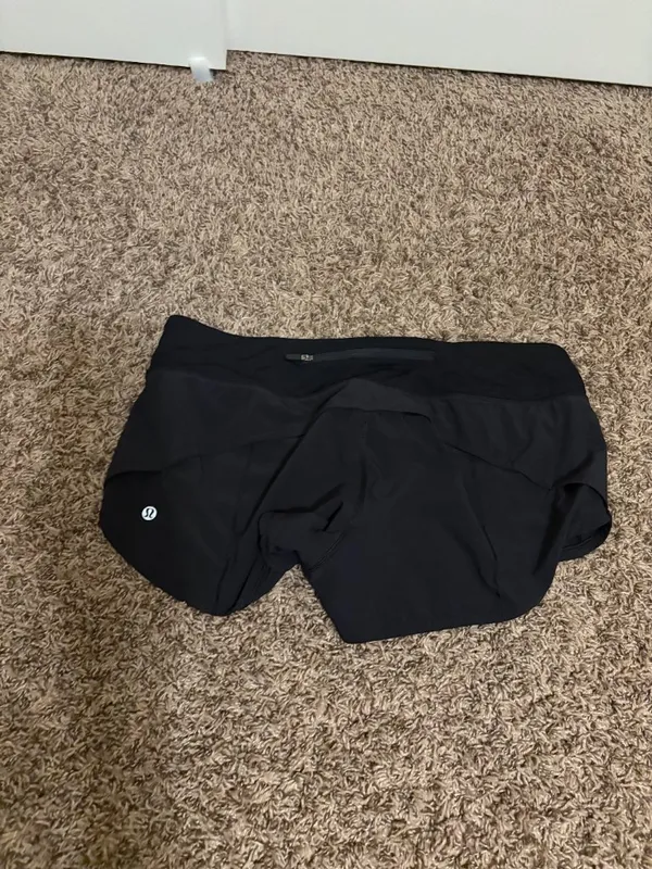 Lululemon Speed Up Short 2.5" Solid Black Size 10 W7AO6R Pockets Neutral Lined - Image 2