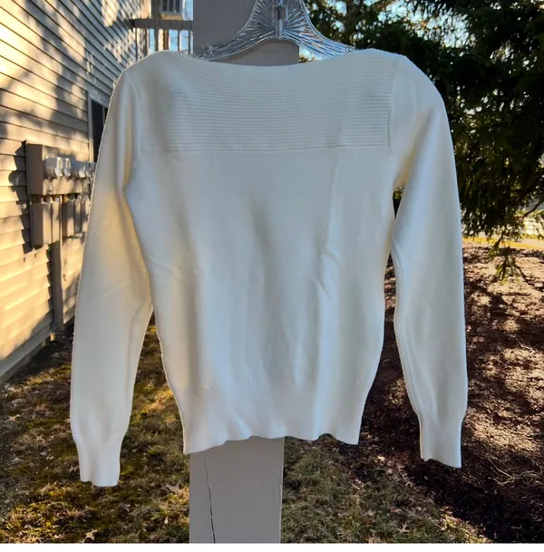 Women's White sweater for a casual, preppy look - Image 2