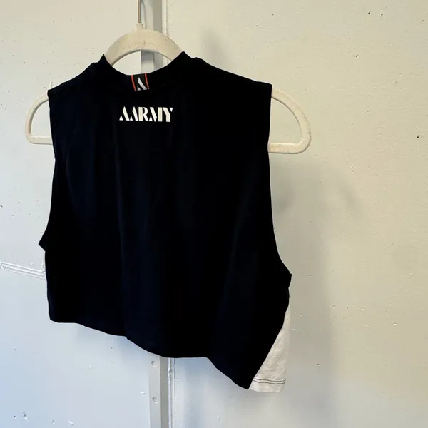 AARMY Black White Colorblock Sleeveless Crop Top Small Running Athleisure Gym‎ - Image 4
