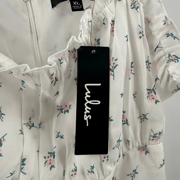 Lulus Dress Women's Size XL Ruffle Cottage NWT Be a Wildflower White Floral Mini - Image 7