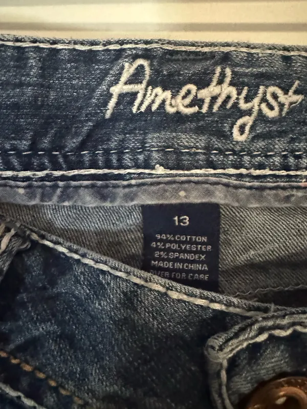 Amethyst Jeans Women's Blue Denim Shorts - Image 2