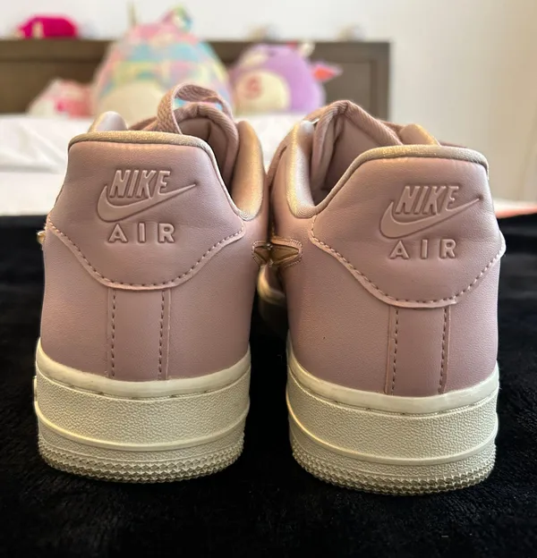 Nike Low Pink Iridescent Air Force 1 - Image 5