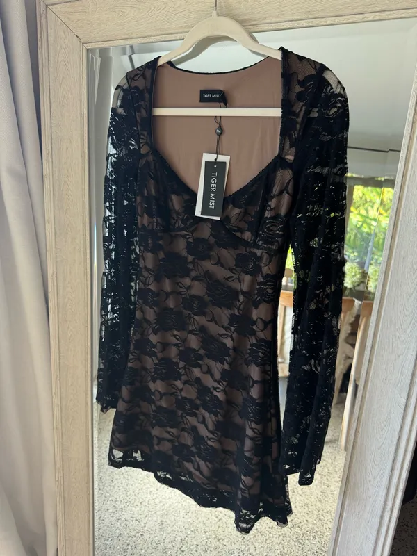 Tiger Mist Black Lace Long Sleeve Mini Dress - Image 5