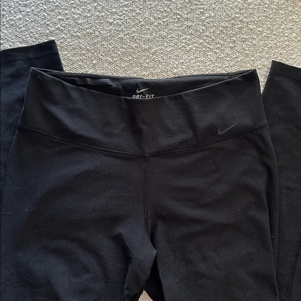 Nike Dri Fit One Legend Leggings - Image 2