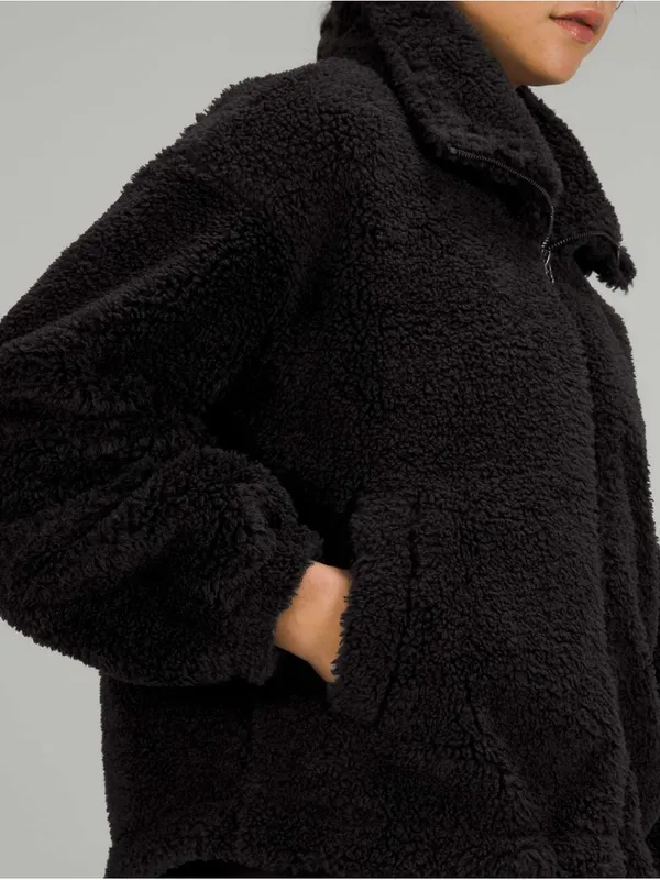 Lululemon Cinchable Fleece Cozy Zip-Up Black womens size 12 - Image 4